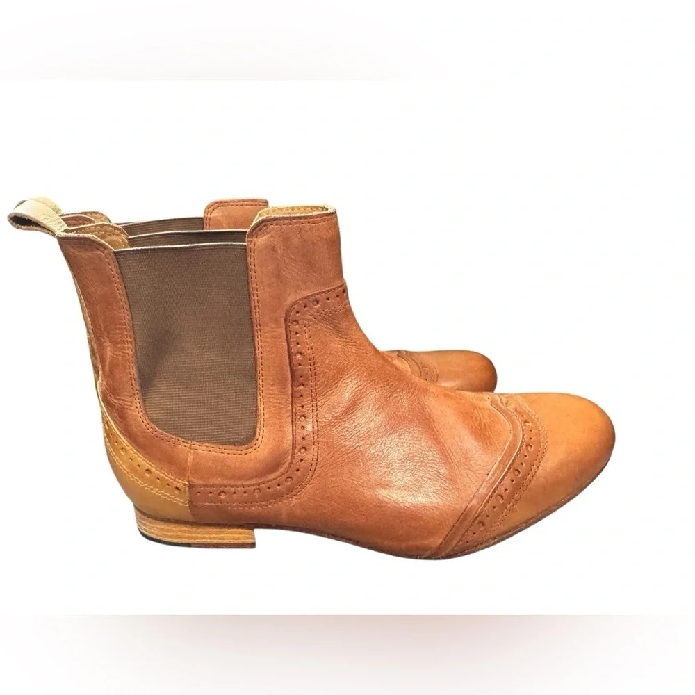 J Shoes Chelsea Boots Size 8.5